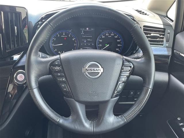 Nissan ELGRAND 2022 7045035-16
