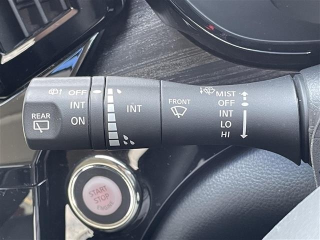 Nissan ELGRAND 2022 7045035-23