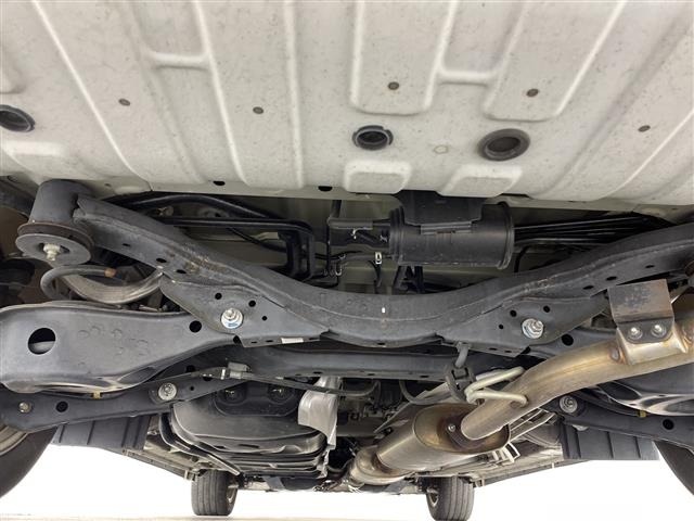 Nissan ELGRAND 2017 7045036-13