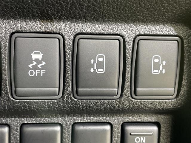 Nissan ELGRAND 2017 7045036-17