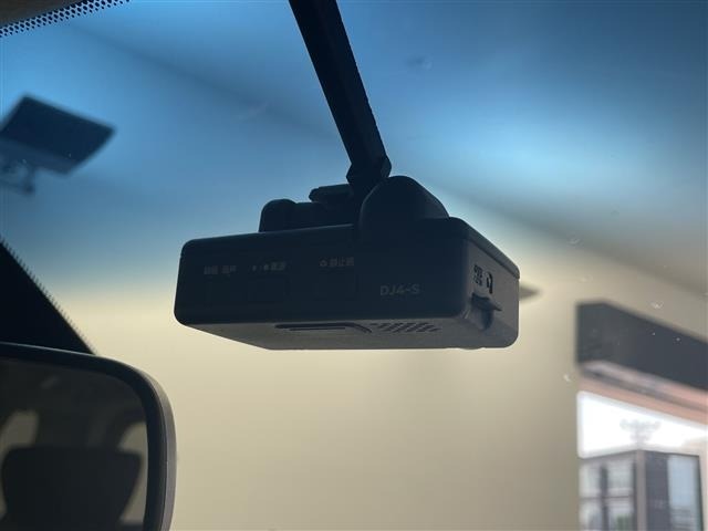 Nissan ELGRAND 2019 7045091-21