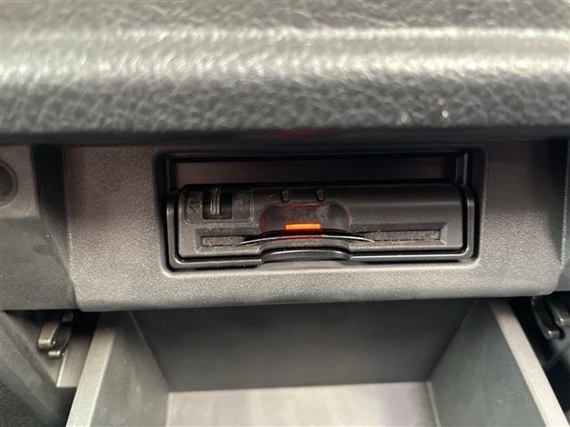 Nissan ELGRAND 2015 7045103-1