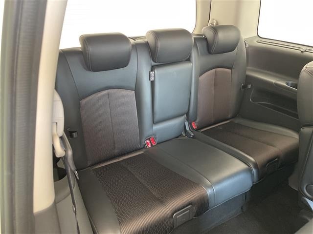 Nissan ELGRAND 2017 7045104-12