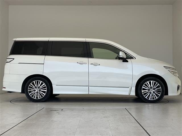 Nissan ELGRAND 2017 7045104-2