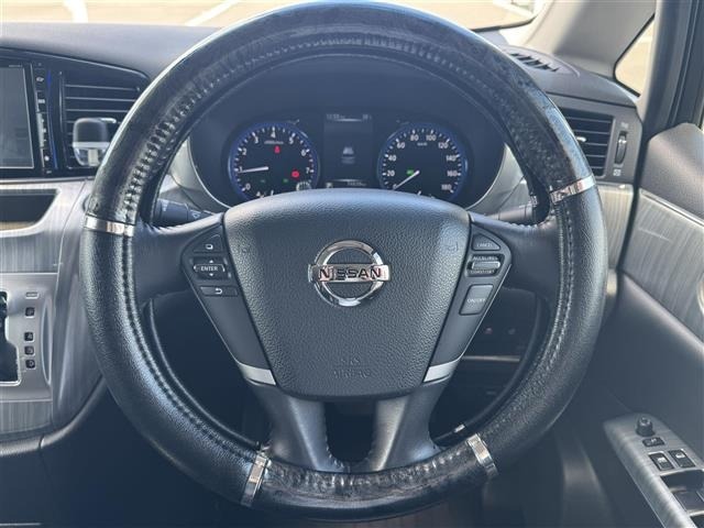 Nissan ELGRAND 2014 7045118-1