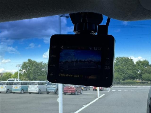 Nissan ELGRAND 2014 7045118-2