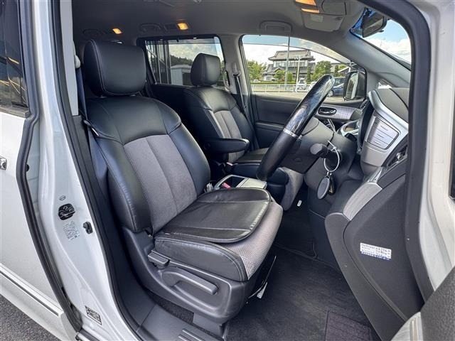 Nissan ELGRAND 2014 7045118-6