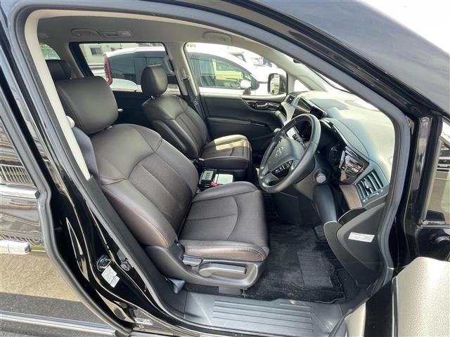 Nissan ELGRAND 2021 7045168-4