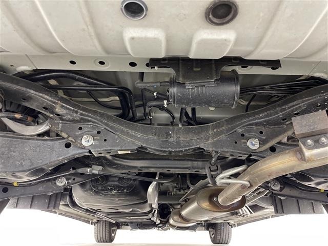 Nissan ELGRAND 2021 7045169-13