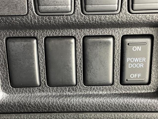 Nissan ELGRAND 2021 7045169-9