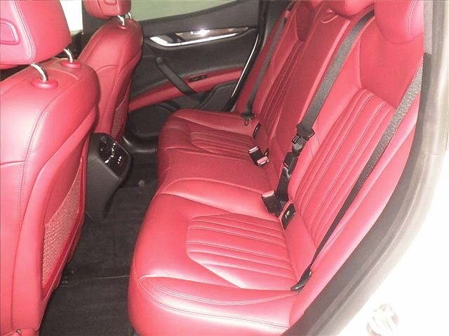 Maserati GHIBLI 2015 7034436-7