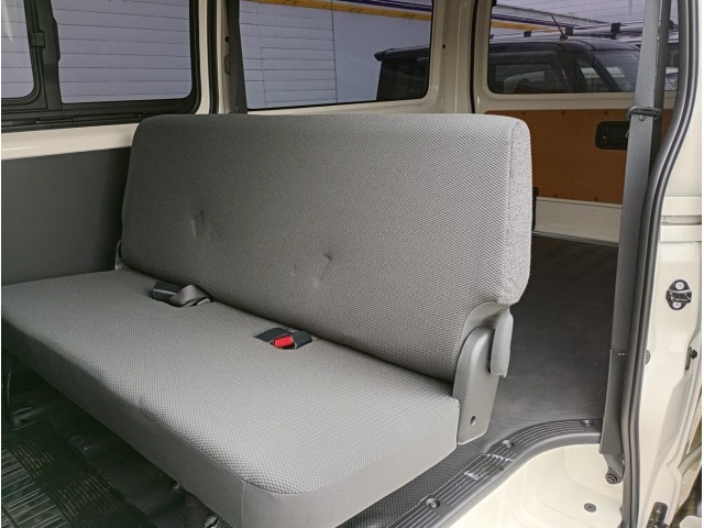 Toyota HIACE VAN 2024 7046781-7