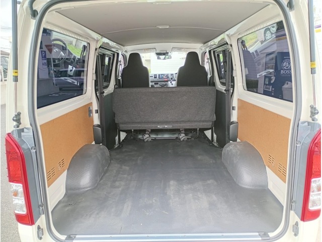 Toyota HIACE VAN 2024 7046781-8