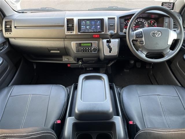 Toyota HIACE VAN 2014 7047999-15
