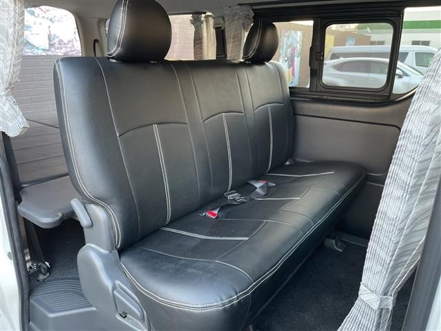 Toyota HIACE VAN 2014 7047999-9
