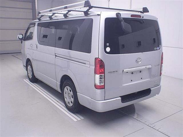Toyota HIACE VAN 2015 7048751-1