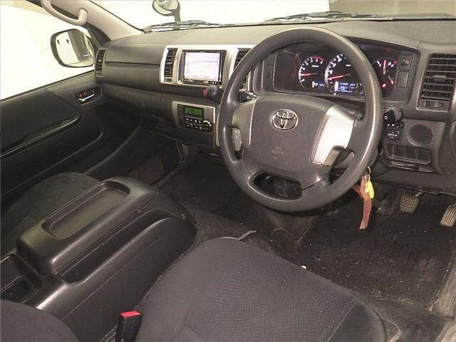 Toyota HIACE VAN 2015 7048751-3