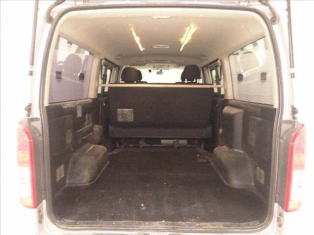Toyota HIACE VAN 2015 7048751-7