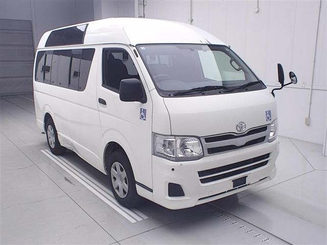 Toyota HIACE VAN 2013 7048761-0