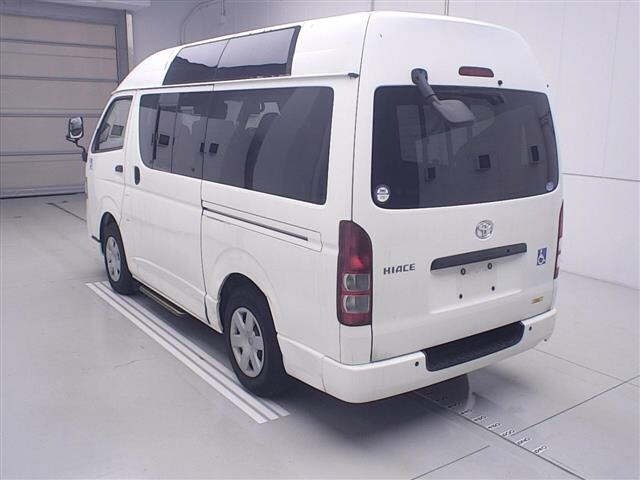 Toyota HIACE VAN 2013 7048761-1