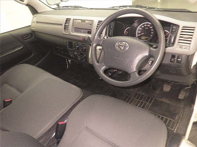Toyota HIACE VAN 2013 7048761-3