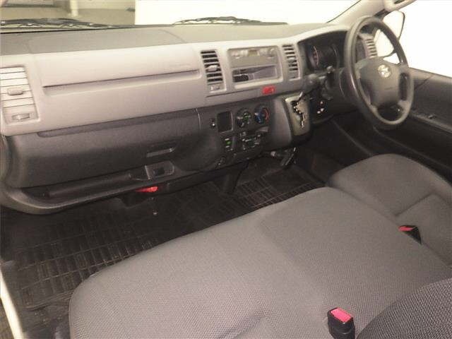 Toyota HIACE VAN 2013 7048761-4