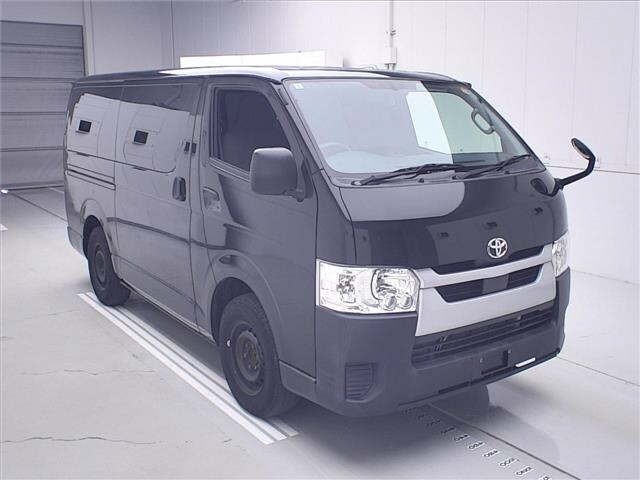 Toyota HIACE VAN 2020 7048762-0