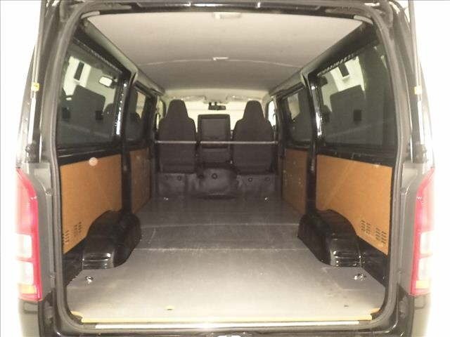 Toyota HIACE VAN 2020 7048762-7