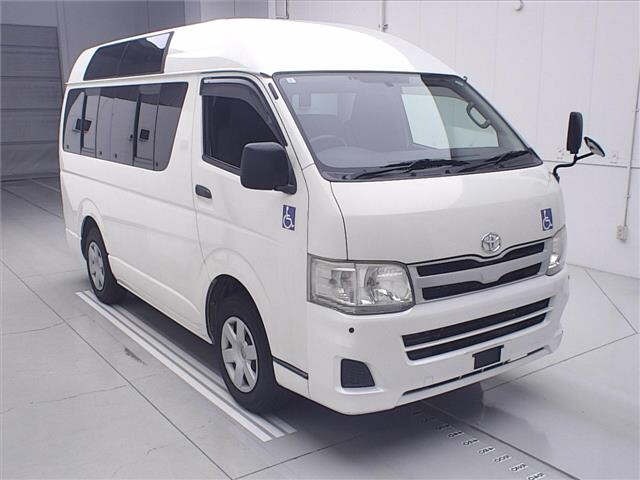 Toyota HIACE VAN 2011 7048769-0