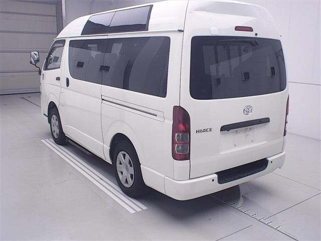 Toyota HIACE VAN 2011 7048769-1