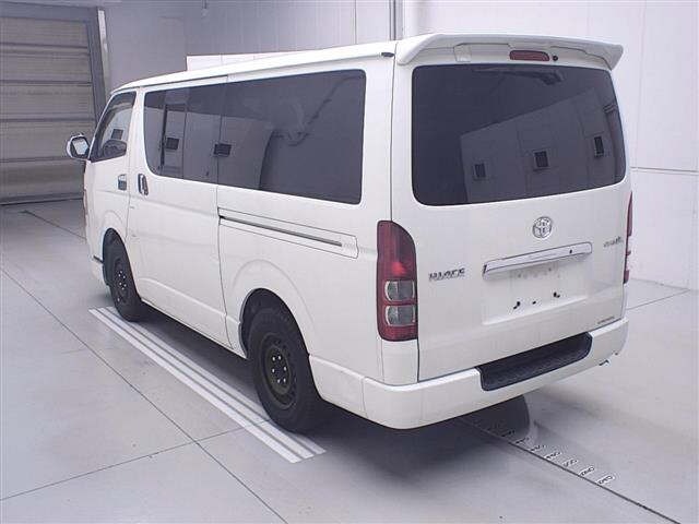 Toyota HIACE VAN 2009 7048784-1