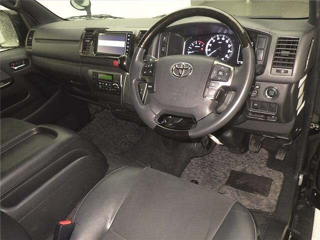 Toyota HIACE VAN 2021 7048799-3