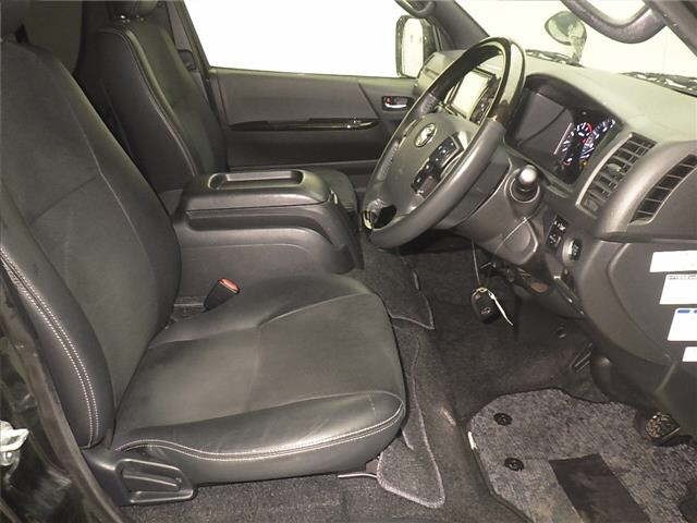 Toyota HIACE VAN 2021 7048799-5