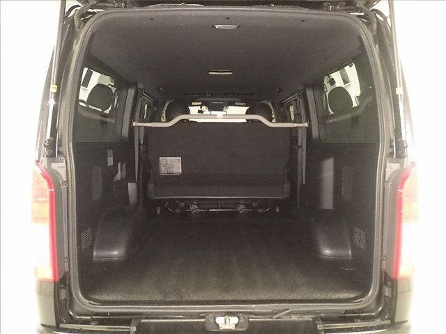 Toyota HIACE VAN 2021 7048799-7