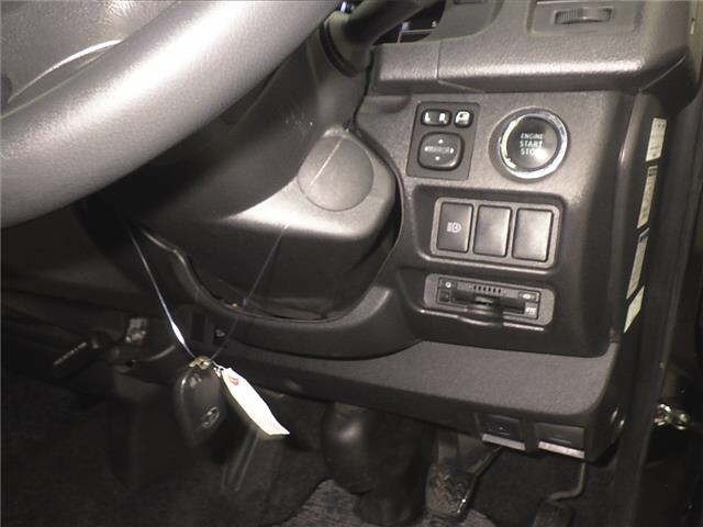 Toyota HIACE VAN 2021 7048799-8
