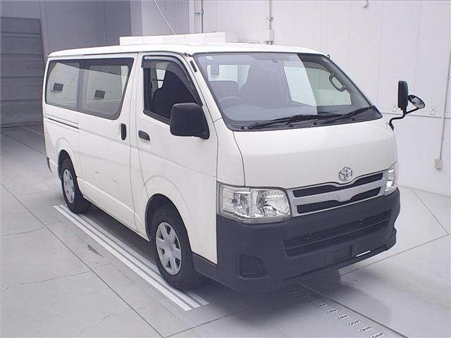 Toyota HIACE VAN 2013 7048813-0
