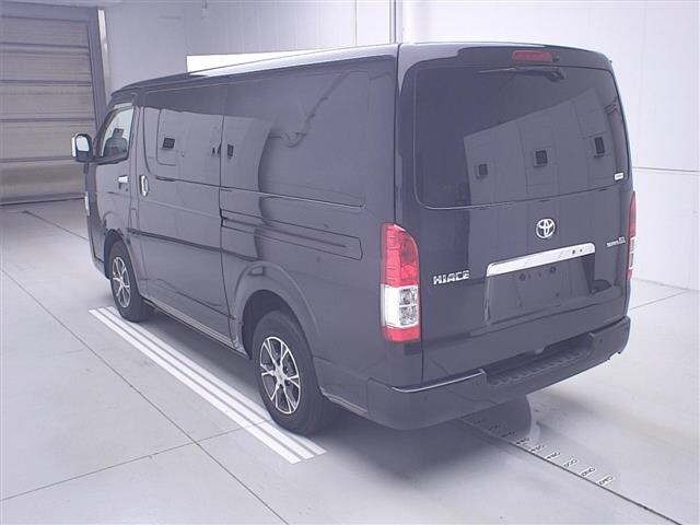 Toyota HIACE VAN 2021 7048835-1