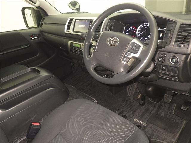 Toyota HIACE VAN 2021 7048835-3