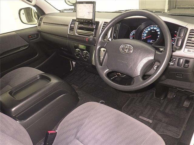 Toyota HIACE VAN 2012 7048865-3