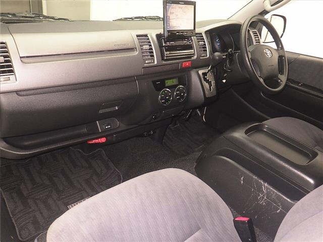 Toyota HIACE VAN 2012 7048865-4