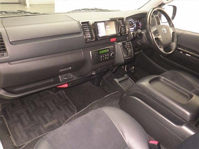 Toyota HIACE VAN 2016 7048902-4
