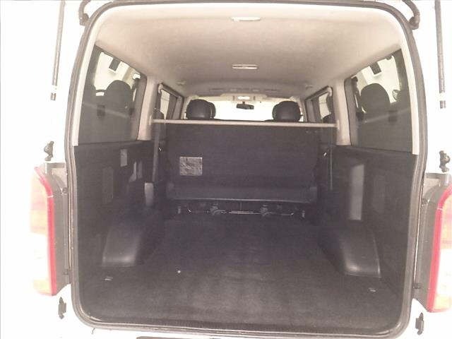 Toyota HIACE VAN 2016 7048902-7