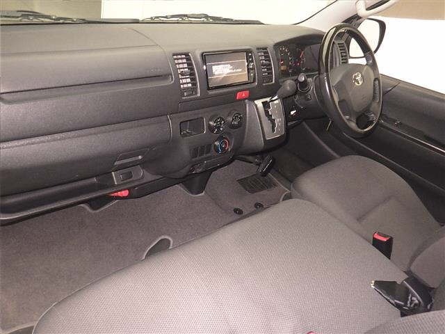 Toyota HIACE VAN 2016 7048924-4