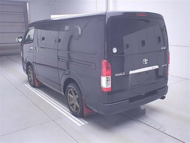 Toyota HIACE VAN 2018 7048946-1