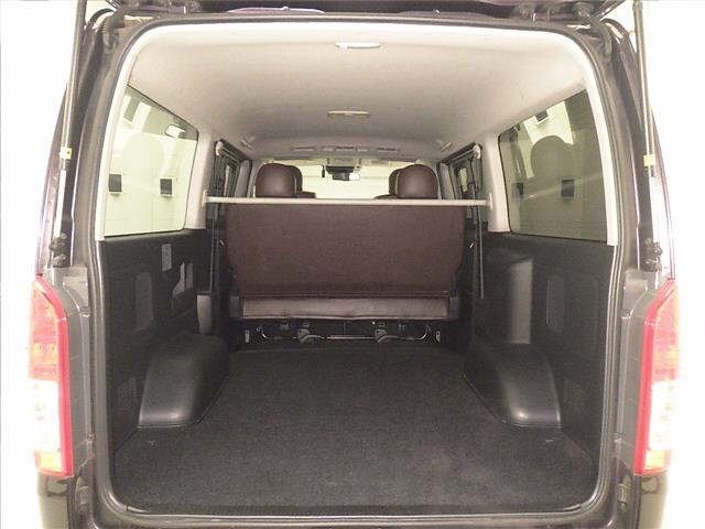 Toyota HIACE VAN 2018 7048946-7