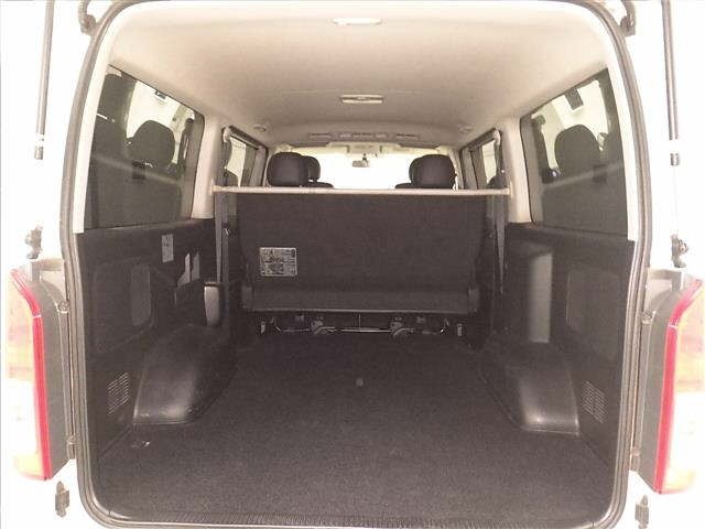 Toyota HIACE VAN 2016 7048995-7