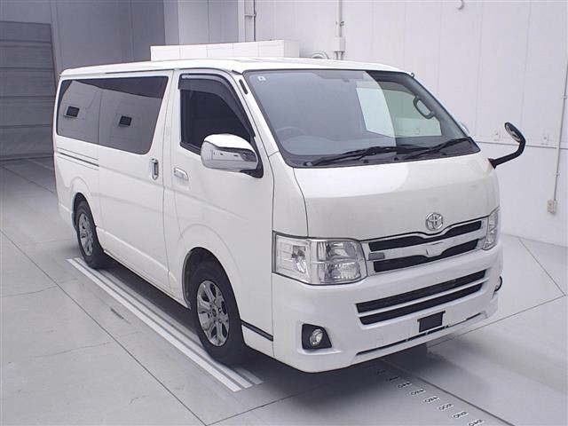 Toyota HIACE VAN 2013 7048996-0