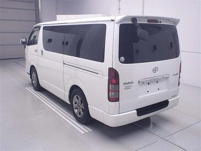 Toyota HIACE VAN 2013 7048996-1
