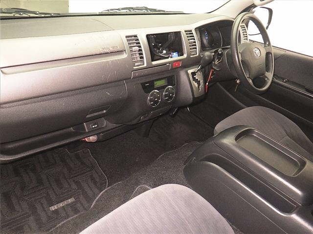 Toyota HIACE VAN 2013 7048996-4