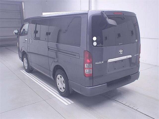 Toyota HIACE VAN 2011 7049003-1